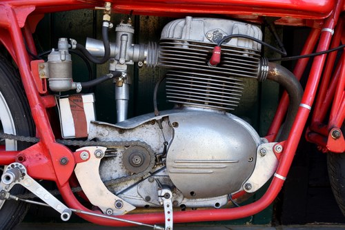 NO RESERVE - 1957 MV Agusta 175 Ken Brett Special In vendita (immagine 66 di 84)