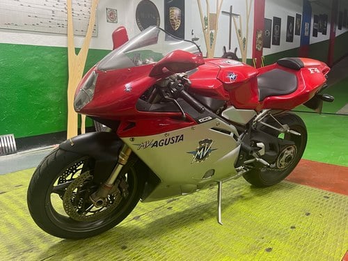 1999 MV Agusta F4 750 In vendita (immagine 15 di 48)