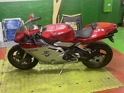 1999 MV Agusta F4 750 In vendita (immagine 17 di 48)