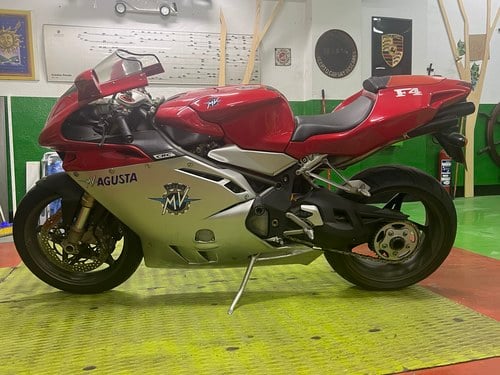 1999 MV Agusta F4 750 In vendita (immagine 11 di 48)