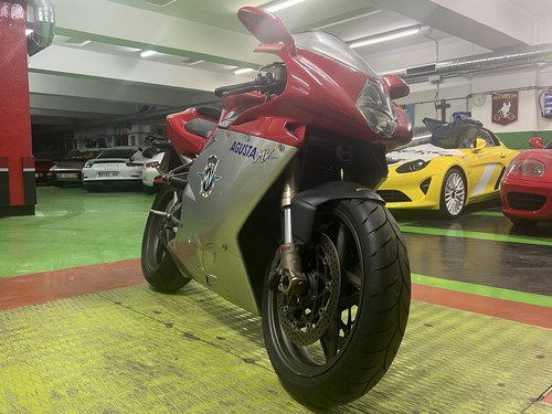 1999 MV Agusta F4 750 In vendita (immagine 10 di 48)