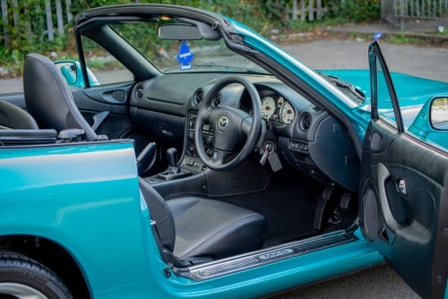 2003 Mazda MX-5 Sport à venda (imagem 14 de 102)