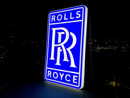 NO RESERVE - Illuminated Rolls Royce Sign Te koop (foto 6 van 22)