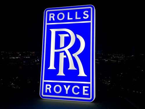 NO RESERVE - Illuminated Rolls Royce Sign Te koop (foto 2 van 22)