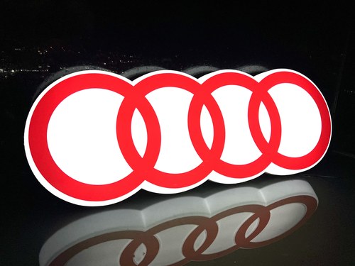 NO RESERVE - Audi Rings Illuminated Sign In vendita (immagine 13 di 19)