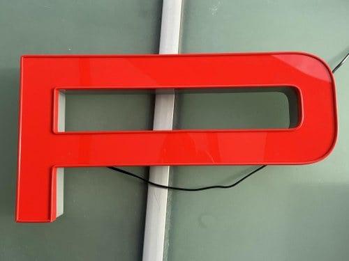 Porsche Dealership Sign à vendre (picture 57 of 71)