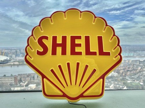 NO RESERVE - Illuminated Shell Sign For Sale (picture 6 of 22)