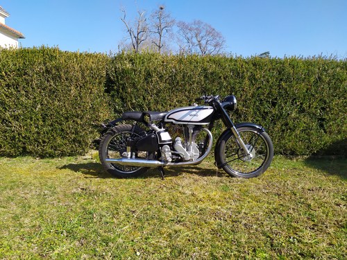 1951 Norton 500cc OHC à venda (imagem 1 de 21)