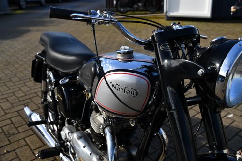 1954 Norton Model 7 Dominator Te koop (foto 17 van 20)