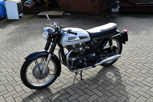 1961 Norton 88 Dominator Super Sport zum Verkauf (Bild 1 von 25)