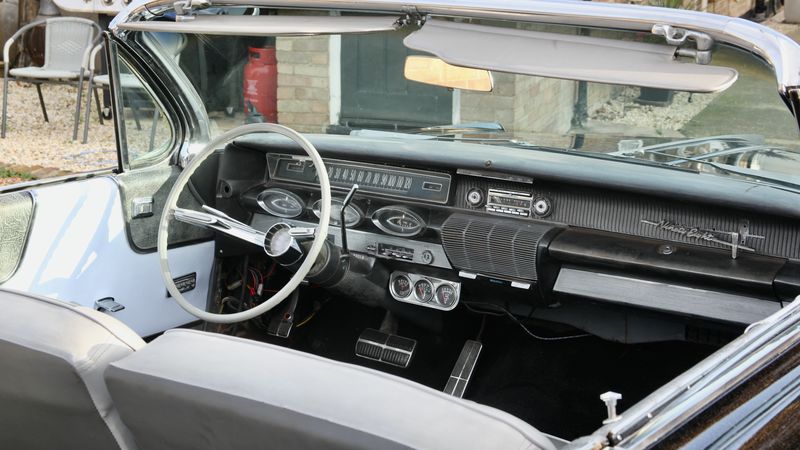 1961 Oldsmobile Starfire 98 Convertible For Sale (picture :index of 100)