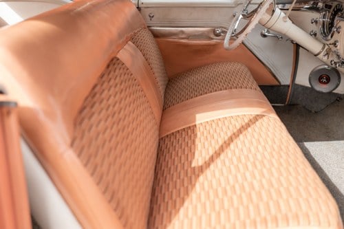 1955 Oldsmobile 88 Rocket “Holiday Sedan” (MKII) In vendita (immagine 30 di 246)