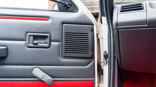 1988 Peugeot 1.6 205 GTI Te koop (foto 51 van 124)