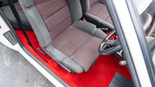 1988 Peugeot 1.6 205 GTI Te koop (foto 35 van 124)