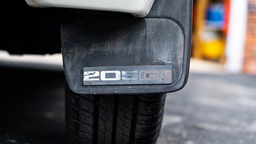 1988 Peugeot 1.6 205 GTI Te koop (foto 84 van 124)