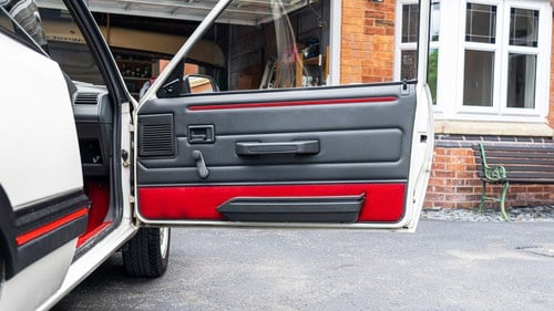 1988 Peugeot 1.6 205 GTI Te koop (foto 46 van 124)