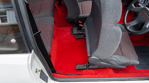 1988 Peugeot 1.6 205 GTI Te koop (foto 42 van 124)