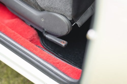 1990 Peugeot 205 1.6 GTI zum Verkauf (Bild 70 von 231)