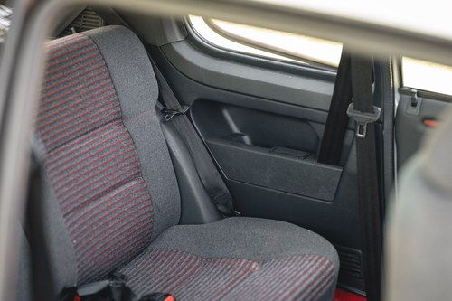 1990 Peugeot 205 1.6 GTI zum Verkauf (Bild 49 von 231)