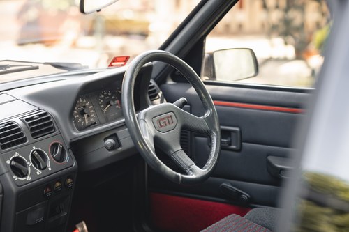 1990 Peugeot 205 1.6 GTI zum Verkauf (Bild 63 von 231)