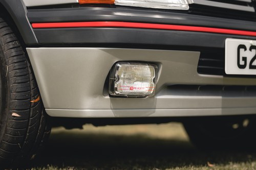 1990 Peugeot 205 1.6 GTI zum Verkauf (Bild 121 von 231)