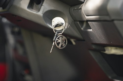 1990 Peugeot 205 1.6 GTI zum Verkauf (Bild 25 von 231)