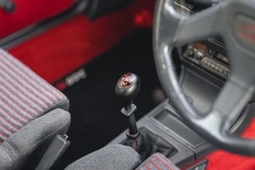 1990 Peugeot 205 1.6 GTI zum Verkauf (Bild 27 von 231)