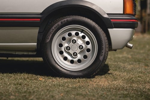 1990 Peugeot 205 1.6 GTI zum Verkauf (Bild 22 von 231)