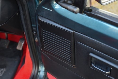 1993 Peugeot 205 1.9 CTi In vendita (immagine 30 di 135)