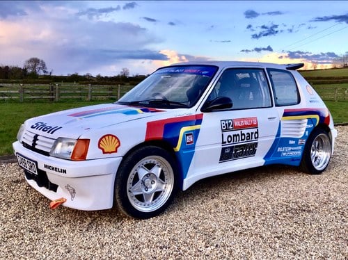 1989 PEUGEOT 205 GTi DIMMA In vendita (immagine 1 di 36)