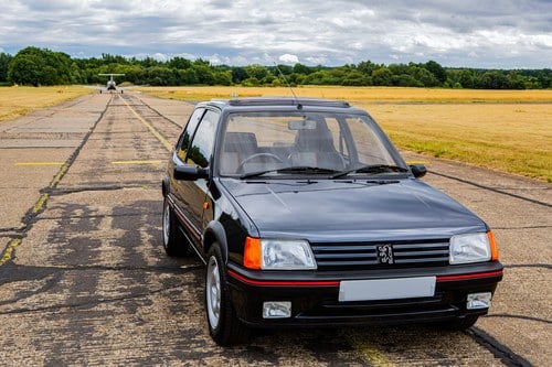 1989 Peugeot 205 GTI 1.9 In vendita (immagine 2 di 76)