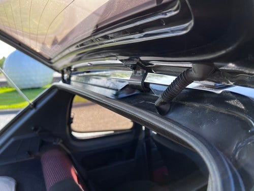 1990 Peugeot 205 GTI Automatic En venta (imagen 48 de 105)