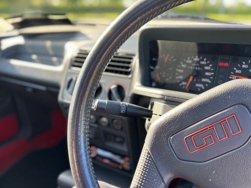 1990 Peugeot 205 GTI Automatic En venta (imagen 16 de 105)