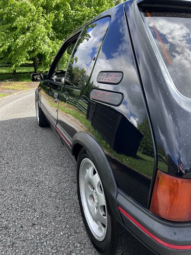 1990 Peugeot 205 GTI Automatic En venta (imagen 52 de 105)
