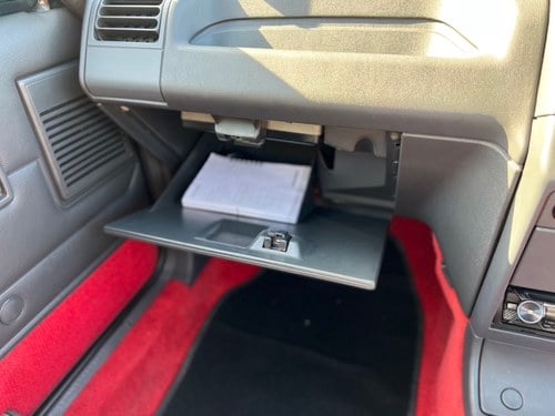 1990 Peugeot 205 GTI Automatic En venta (imagen 24 de 105)