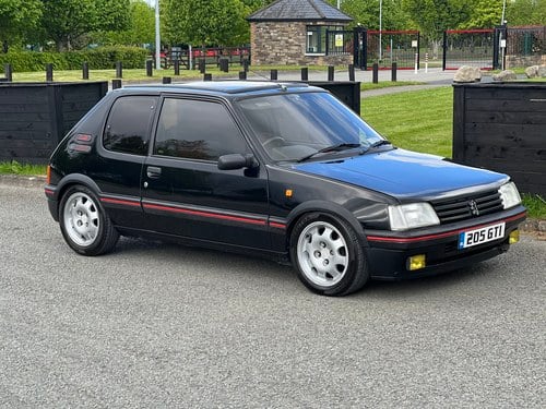 1990 Peugeot 205 GTI Automatic En venta (imagen 1 de 105)