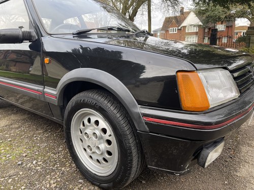 1988 Peugeot 205 1.6 GTi In vendita (immagine 100 di 164)