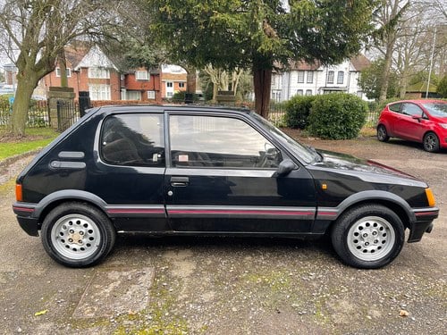1988 Peugeot 205 1.6 GTi In vendita (immagine 11 di 164)