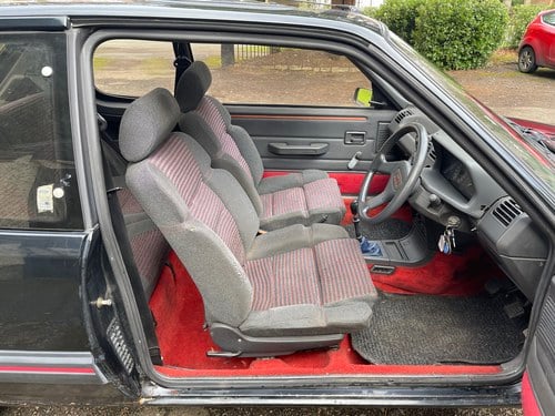 1988 Peugeot 205 1.6 GTi In vendita (immagine 33 di 164)