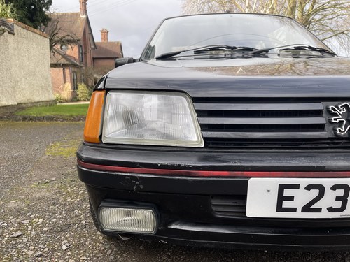 1988 Peugeot 205 1.6 GTi In vendita (immagine 122 di 164)