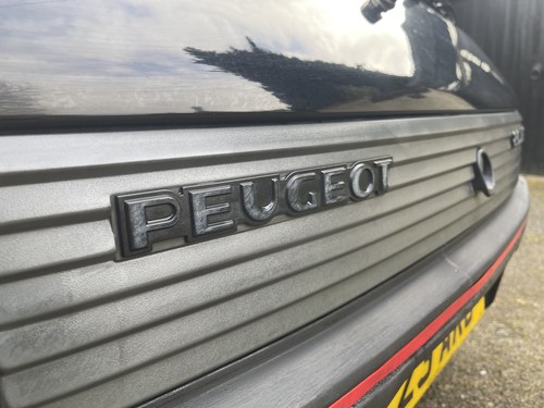 1988 Peugeot 205 1.6 GTi In vendita (immagine 105 di 164)
