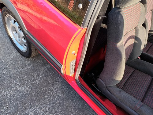 1988 Peugeot 205 GTI En venta (imagen 29 de 213)