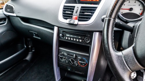 2008 Peugeot 207 Sport (CC) Coupe Te koop (foto 28 van 156)