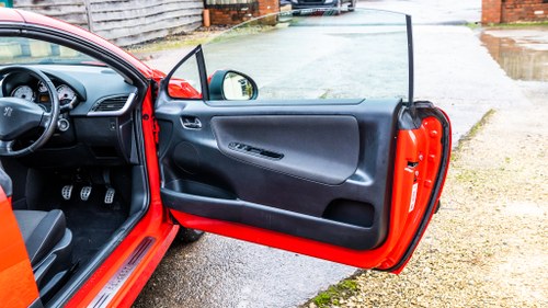 2008 Peugeot 207 Sport (CC) Coupe Te koop (foto 44 van 156)