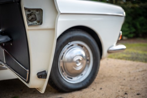 1967 Peugeot 404 Cabriolet Injection till salu (bild 75 av 210)