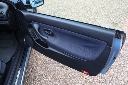 NO RESERVE - 1999 Peugeot 406 Pininfarina Coupe V6 zum Verkauf (Bild 27 von 95)