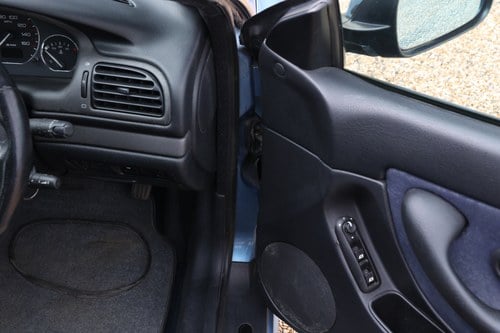 NO RESERVE - 1999 Peugeot 406 Pininfarina Coupe V6 zum Verkauf (Bild 25 von 95)