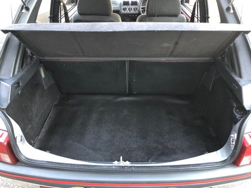 1988 Peugeot 205 GTI 1.6 For Sale (picture 47 of 115)