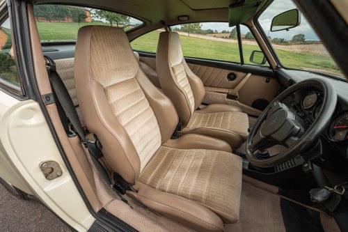 1984 Porsche 911 Carrera 3.2 In vendita (immagine 77 di 178)