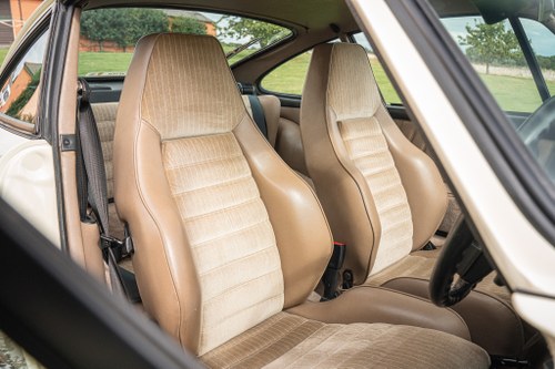 1984 Porsche 911 Carrera 3.2 In vendita (immagine 44 di 178)